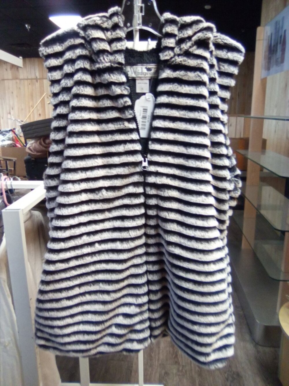 Widgeon girls vest